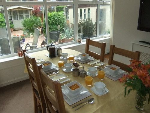 Marina Gardens Bed And Breakfast Littlehampton Buitenkant foto